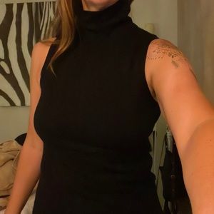 Lululemon sleeveless tunic